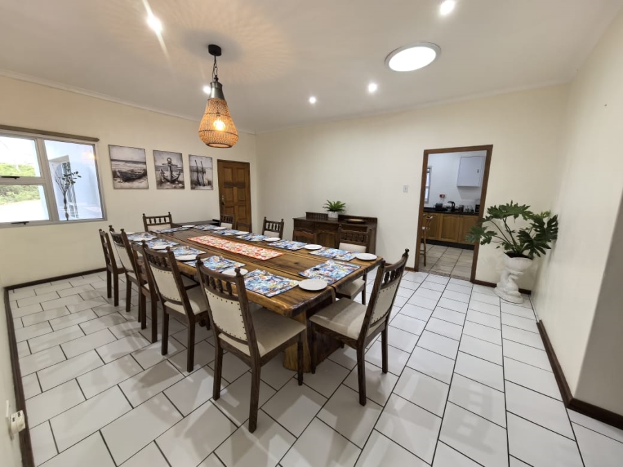 To Let 4 Bedroom Property for Rent in St Francis Bay Village Eastern Cape
